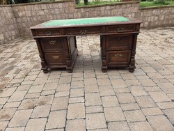 Antik ónémet íróasztal oszlopos térbe állítható