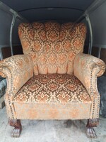 Oroszlánlábas fotelek