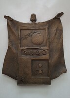 Ligeti Erika Székesfehérvár Utazás 2000 bronz plakett  , kisplasztika  12 x 13 cm