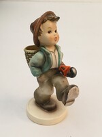 Hummel/Goebel "Globe-trotter" 79 világjáró esernyős kisfiú  porcelán figura hibátlan