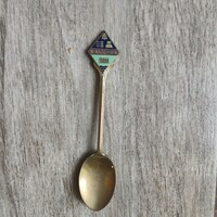 Érdekes ezüstözött dísz kiskanál (11,4x2,5 cm)