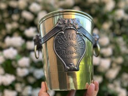 G. CHAUVET, Frères, REIMS – Antik pezsgőhűtő kosfejes fogantyúkkal és díszes plakettel