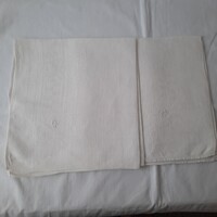 Antik monogramos damaszt terítő 60 x 60 cm