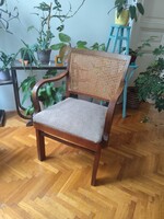 Nádazott fa karfás szék