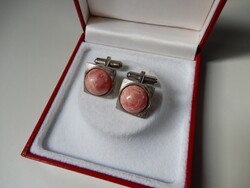 Régi fém mandzsettagomb pár rodokrozit gyöngyökkel