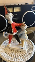 Hollóházi Pierrot porcelán figuracsoport – kézzel festett, 1960-as évEj