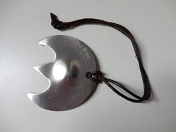 Régi mono Pico nemes acélból készített diótörő