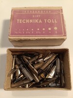 Technika toll doboz toll hegyekkel