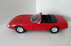 Ferrari 365 GTS-4 1/18 hibátlan cabrio, Solido  modell
