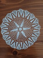 Horgolt kerek csipketerítő