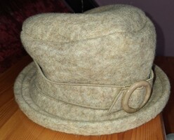 Mői, bézs színű, 56-58-as kalap