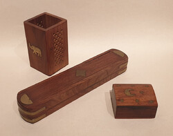 Indiai, réz berakásos rózsafa tolltartók és kis doboz, egyben.