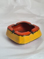 Retro pesthidegkuti sárga piros négyzet alakú kerámia hamutál