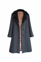 Csodaszép hibátlan vintage gyapjú kabát, prém (mű) béléssel, hónaljtól-hónaljig: 65 cm, hossz: 117cm