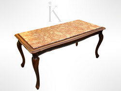 Antik stílusú téglalap alakú dohányzóasztal