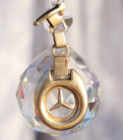 Arany 14 karátos Mercedes kulcstartó