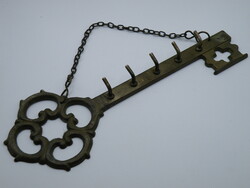 K252 Réz kulcs alakú fali kulcstartó láncos akasztható