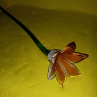 "Liliom  .!? ". Művészeti üvegvirág, Muránói üveg. Díszüveg, kerti dísz, lakáskiegészítő.