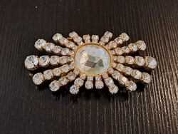 Bizsu övcsat kövekkel