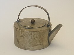 1930 KÖRÜLI, FÉM, ALPAKKA FÜLES TEÁSKANNA, KONYHAI DEKORÁCIÓ