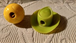 2 db retro ceruza hegyező - focilabda és cowboy kalap