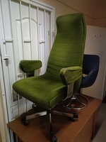 Mid-century fotel