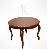 Antik stílusú dohányzóasztal