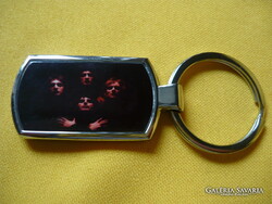 QUEEN FÉM KULCSTARTÓ