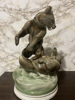 Markup Béla Zsolnay medvék