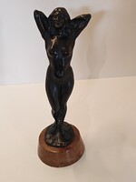 Maugsch Gyula– Női akt bronzszobor, márvány talpon