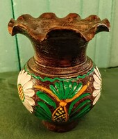 Korondi kis méretű cserép váza, kézi festéssel díszítve . 11 cm