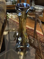 LÜSZTERES DÍSZÍTÉSŰ ÜVEG VÁZA, RÁTÉT DÍSZÍEKKEL 32 CM