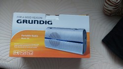 Grundig táskarádió