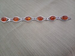 Ezüst karkötő borostyánnal