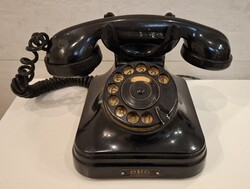 BHG Bakelit Telefon – "A Magyar Posta Tulajdona" felirattal