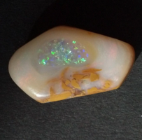 Eredeti Ausztrál Boulder Opál drágakő