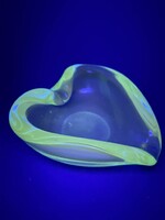 SZÍV ALAKÚ TÜRKIZ (AQUA) TÓNUSÚ DESIGN ÜVEGTÁL, ASZTALDÍSZ, HAMUTÁL