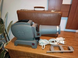 Középformátumú LEITZ 120 MEDIUM FORMAT 6X6 LEICA PRADO 66 PROJEKTOR DIA HEKTOR 15CM F2.5