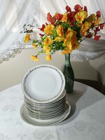 Desszertes tányérok