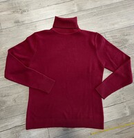 Kasmír tartalmú mályva színű garbó nyakú pulóver L