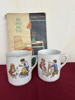 Gyönyörű Zsolnay figurás mesefigurás szoknyás bögrék porcelán bögre  nosztalgia darab paraszti