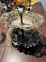 Emeletes réz kínáló, asztalközép