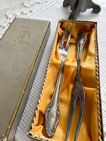 Ezüstözött gyümölcsvillák ( v sajtvillák  ?) díszdobozukban