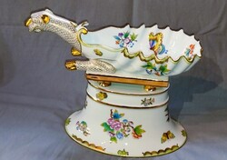 Ritka herendi Viktória sárkányos kínáló