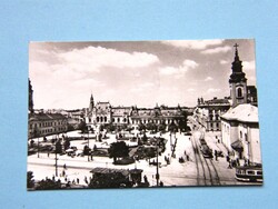 Képeslap (9) - Románia - Arad - Győzelem tér 1960-as évek - (9x14 cm)