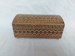 Vintage intarziás fa ékszeres doboz 18x11x7 cm