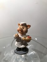 SZOBOR  - KERÁMIA - MALAC - 5,5 x 3 cm  - NÉMET - GYŰJTEMÉNYBŐL - HIBÁTLAN