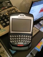 BlackBerry 7290 bőlcsőjével Retró