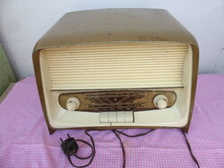 Antik rádió szuper állapotban!