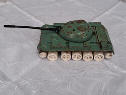 Régi Ites tank
